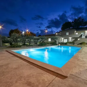Il Casale Di Monacella Aparthotel Santa Venerina