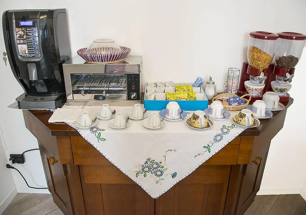 B&B Borfuro Bergamo 2*,  Italy